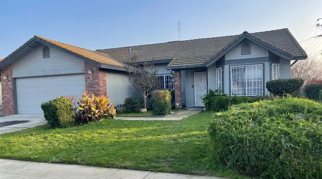 $379,000 | 1632 University Avenue, Madera, CA 93637