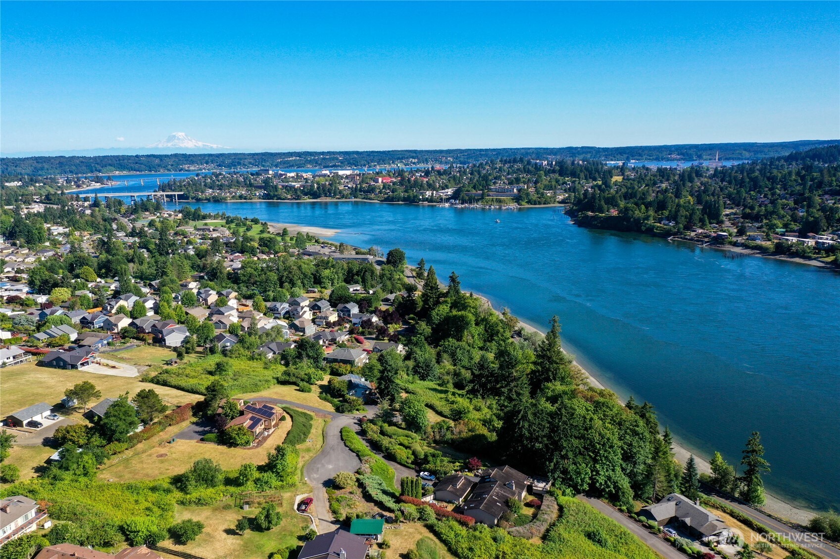 -xxx Tracyton Beach Road Northwest Bremerton, WA 98310 - Photo 12 of 26 a view of a city