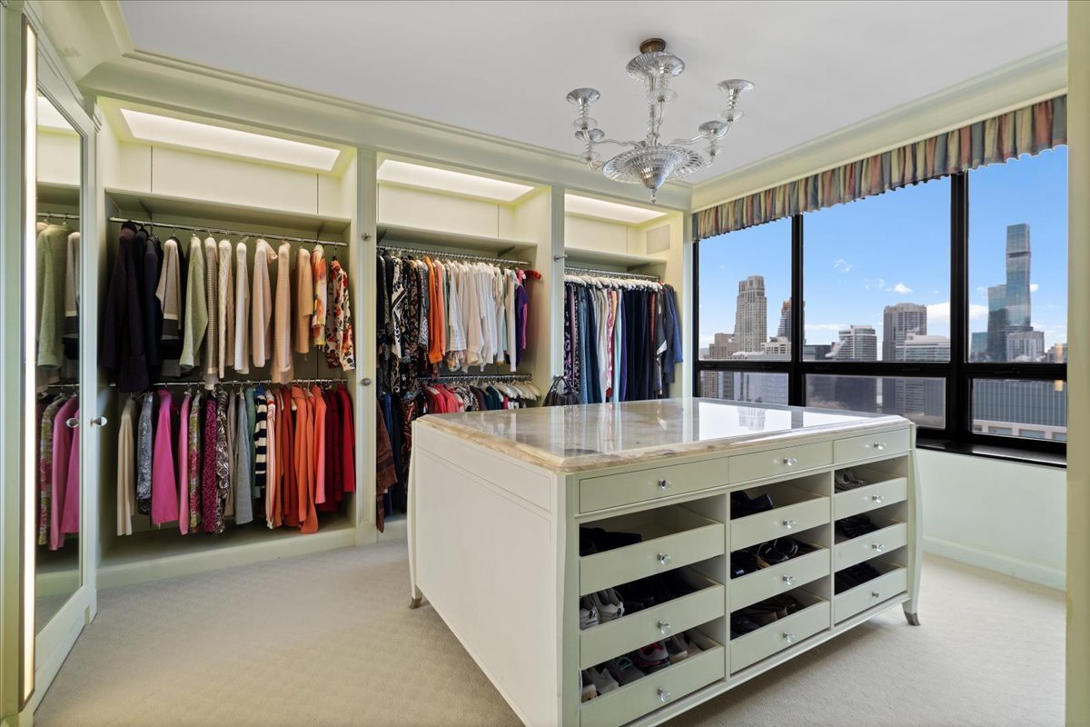 180 East Pearson Street, Unit 3304 Chicago, IL 60611 - Photo 12 of 17 a view of a living room and entryway