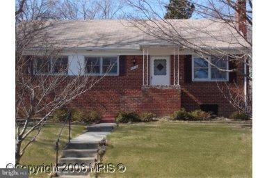 5910 Craig Street Springfield, VA 22150 - Photo 1 of 14 Exterior (Main)