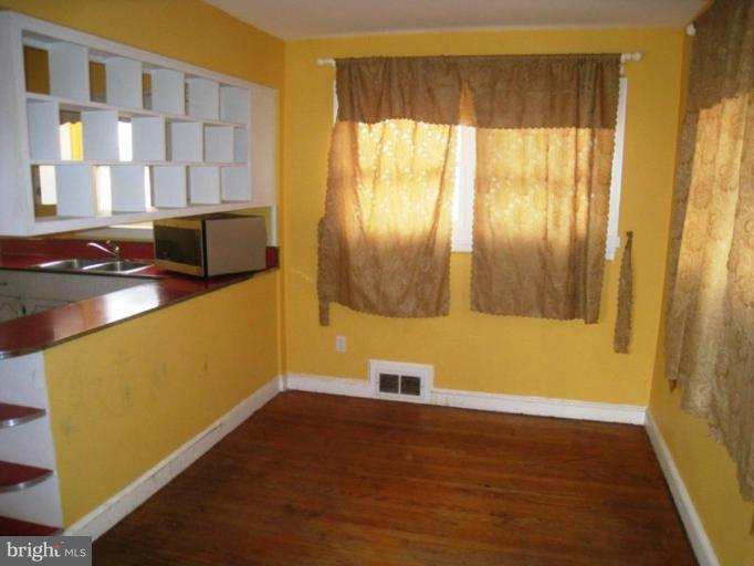 5910 Craig Street Springfield, VA 22150 - Photo 14 of 14 Kitchen #3