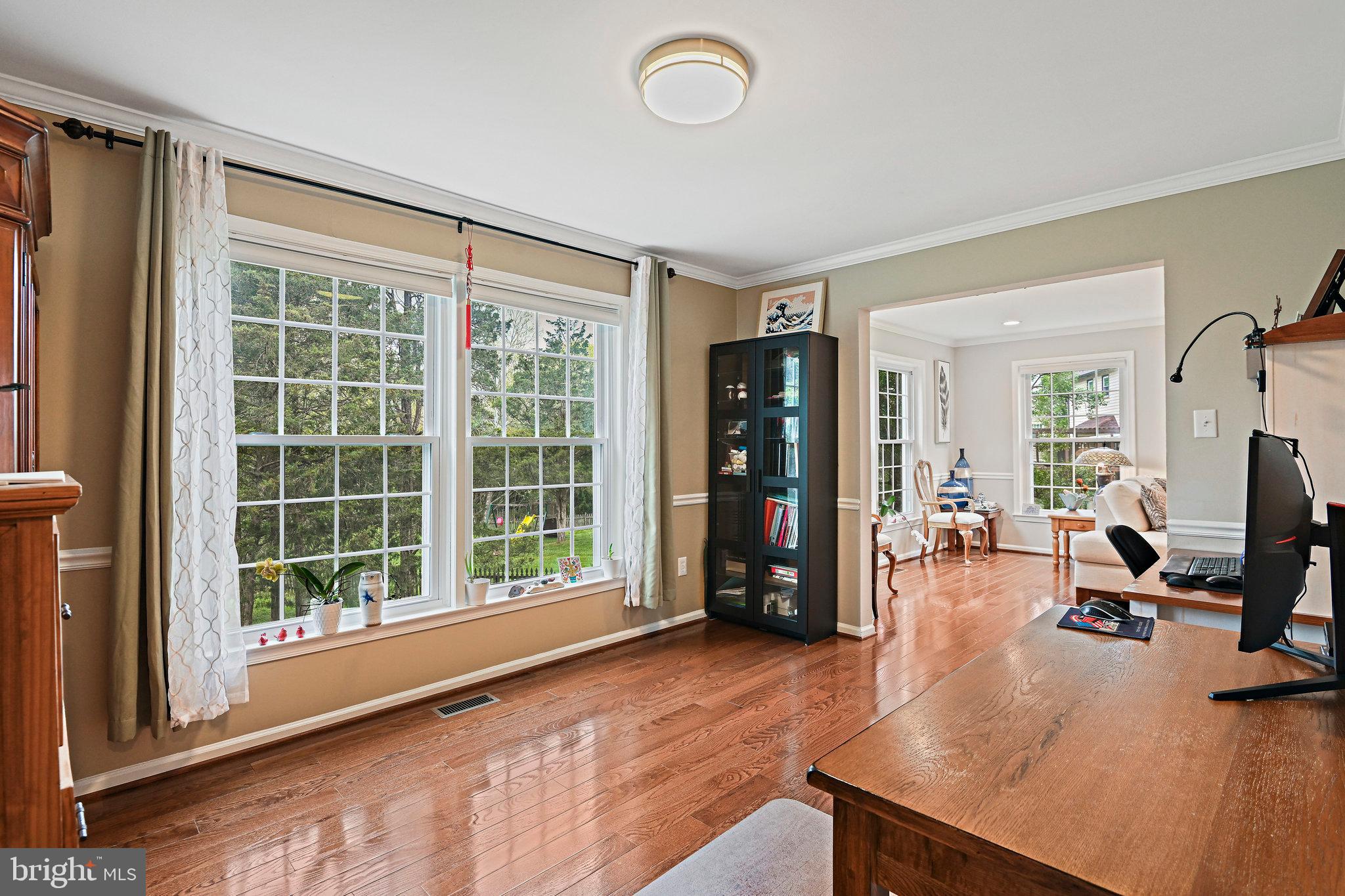 1140 Bandy Run Road Herndon, VA 20170 - Photo 11 of 47 Gallery Image 11