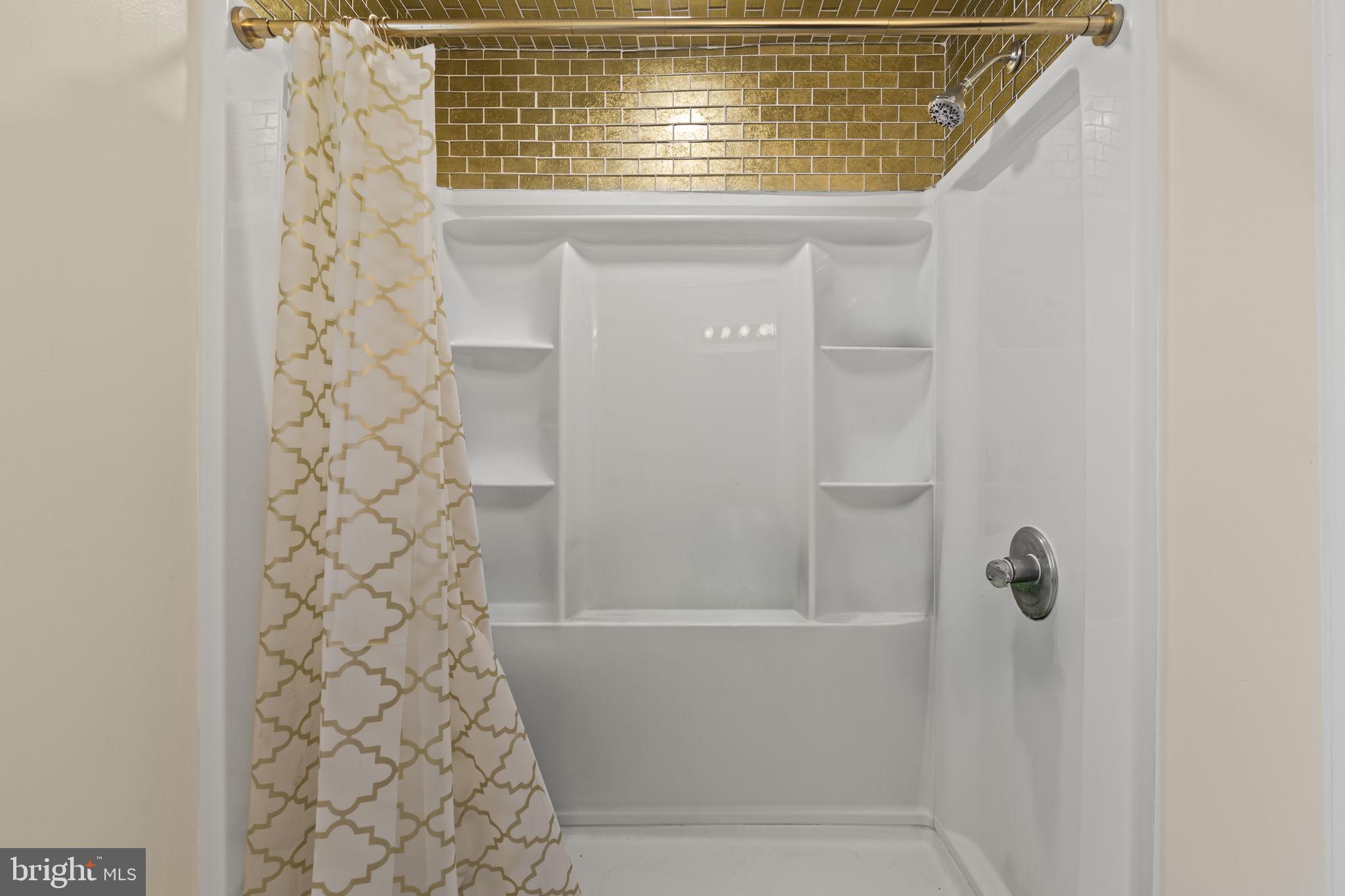 124 Kingston Road Cheltenham, PA 19012 - Photo 23 of 32 Gallery Image 23