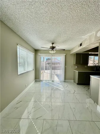 $1,950 | 7037 Brown Derby Circle, Las Vegas, NV 89128