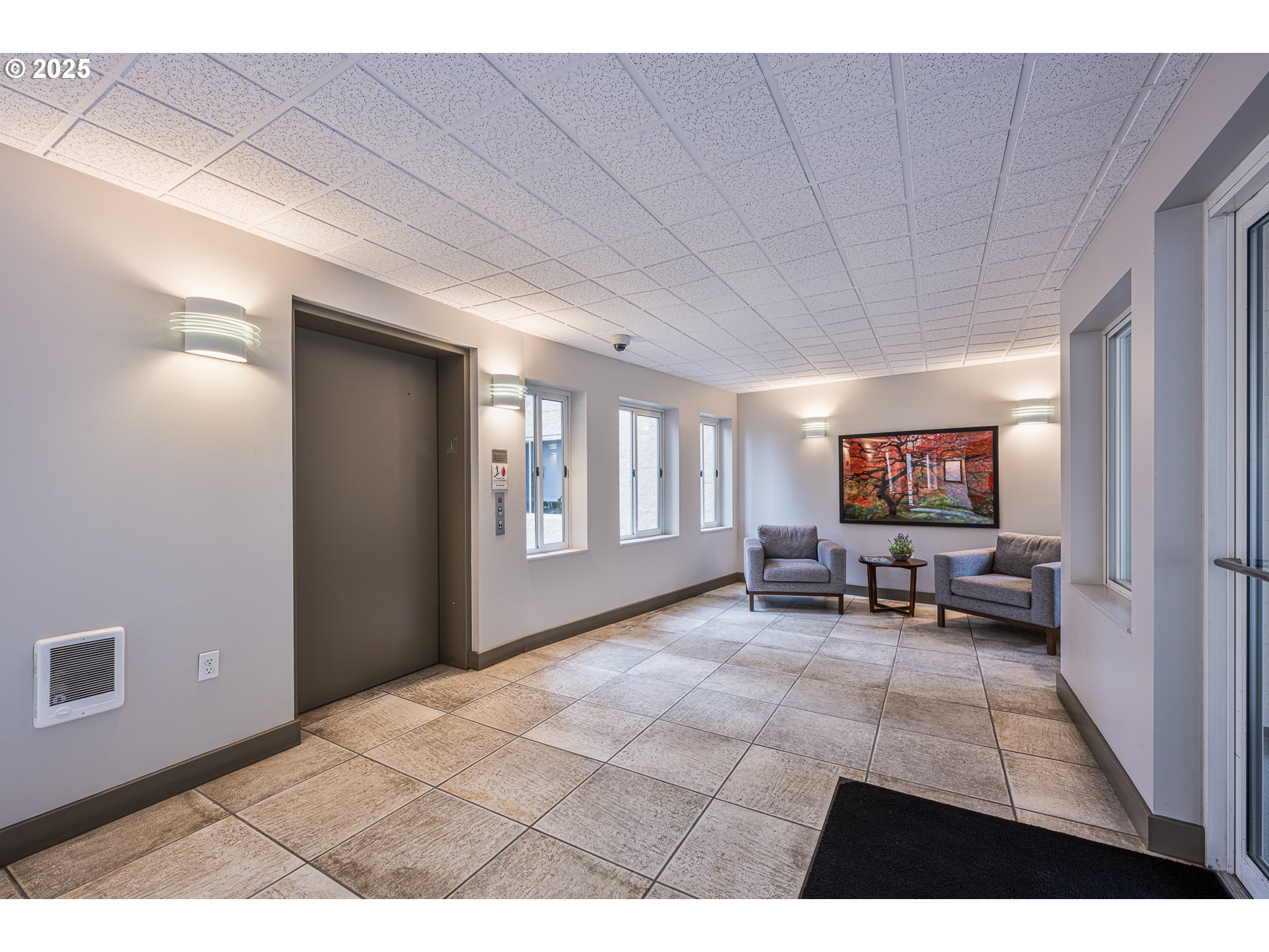 6665 West Burnside Road, Unit 434 Portland, OR 97225 - Photo 21 of 33 Lobby