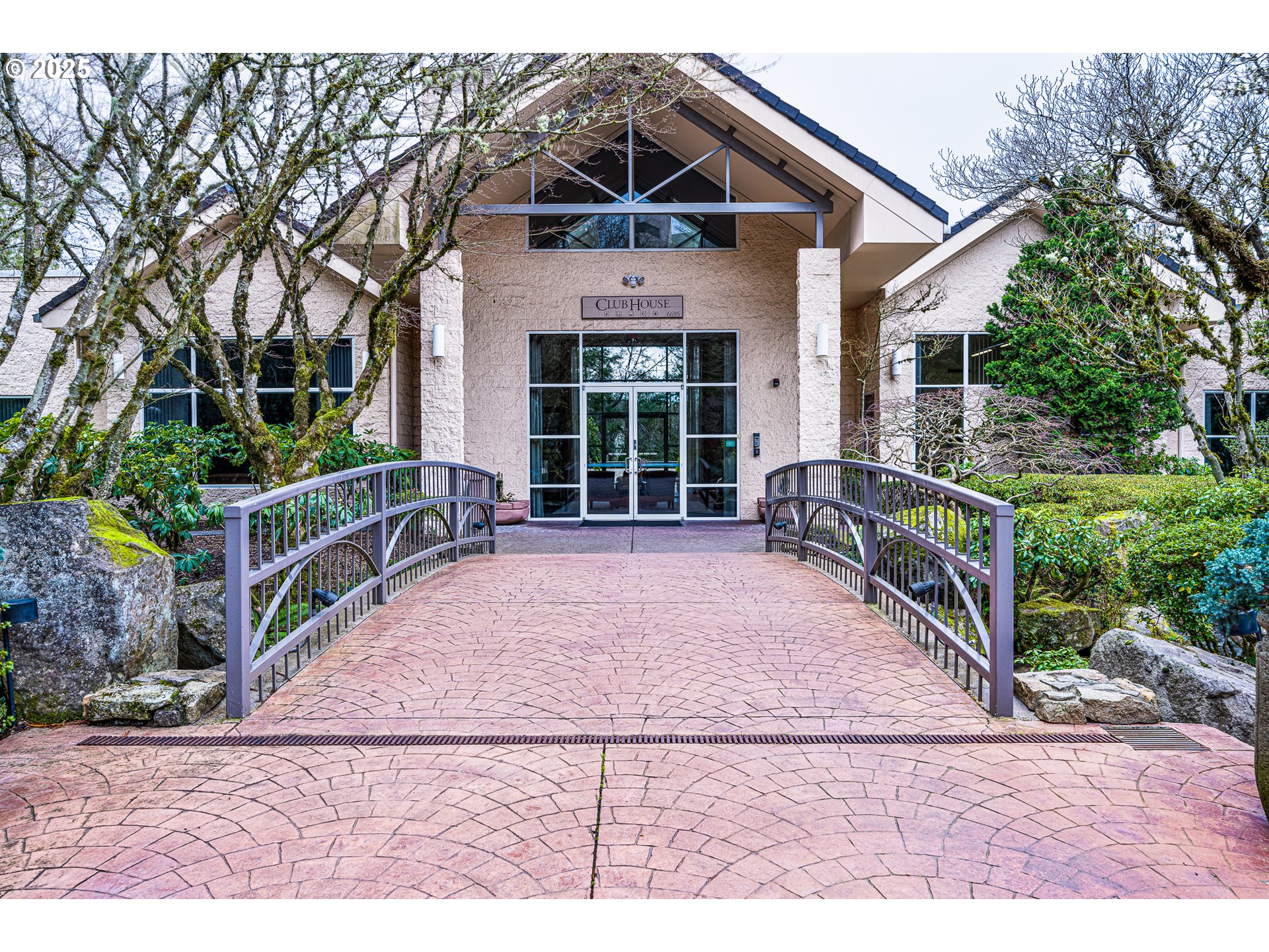 6665 West Burnside Road, Unit 434 Portland, OR 97225 - Photo 23 of 33 Community Club House