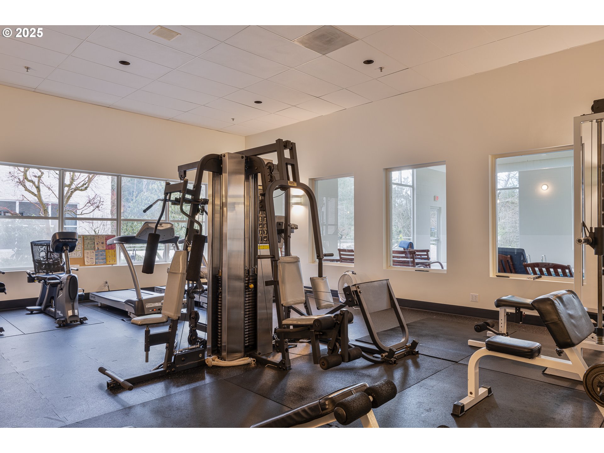 6665 West Burnside Road, Unit 434 Portland, OR 97225 - Photo 25 of 33 Gym