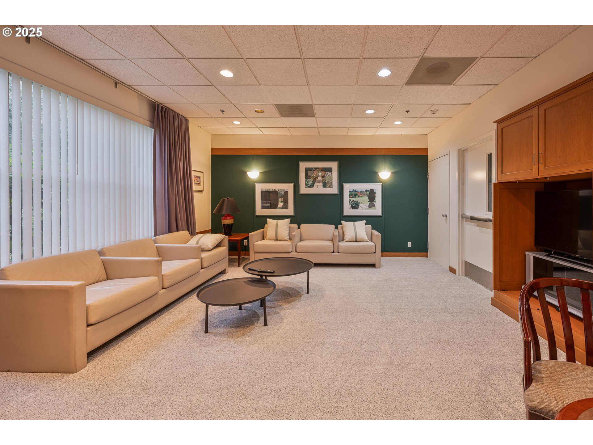6665 West Burnside Road, Unit 434 Portland, OR 97225 - Photo 32 of 33 Community Room