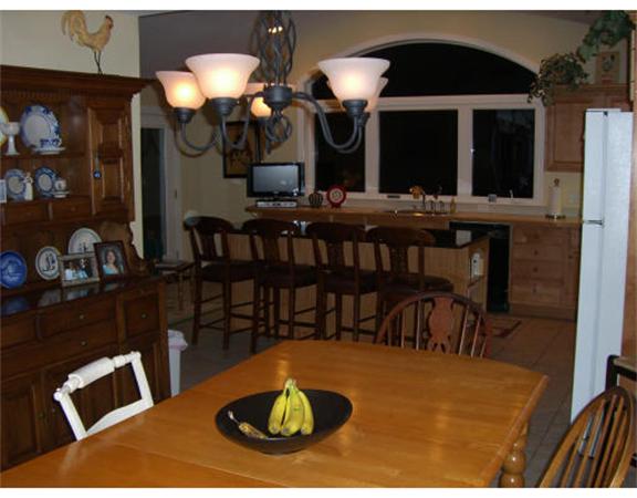 35 Stillman Road Lynnfield, MA 01940 - Photo 3 of 7 Gallery Image 3