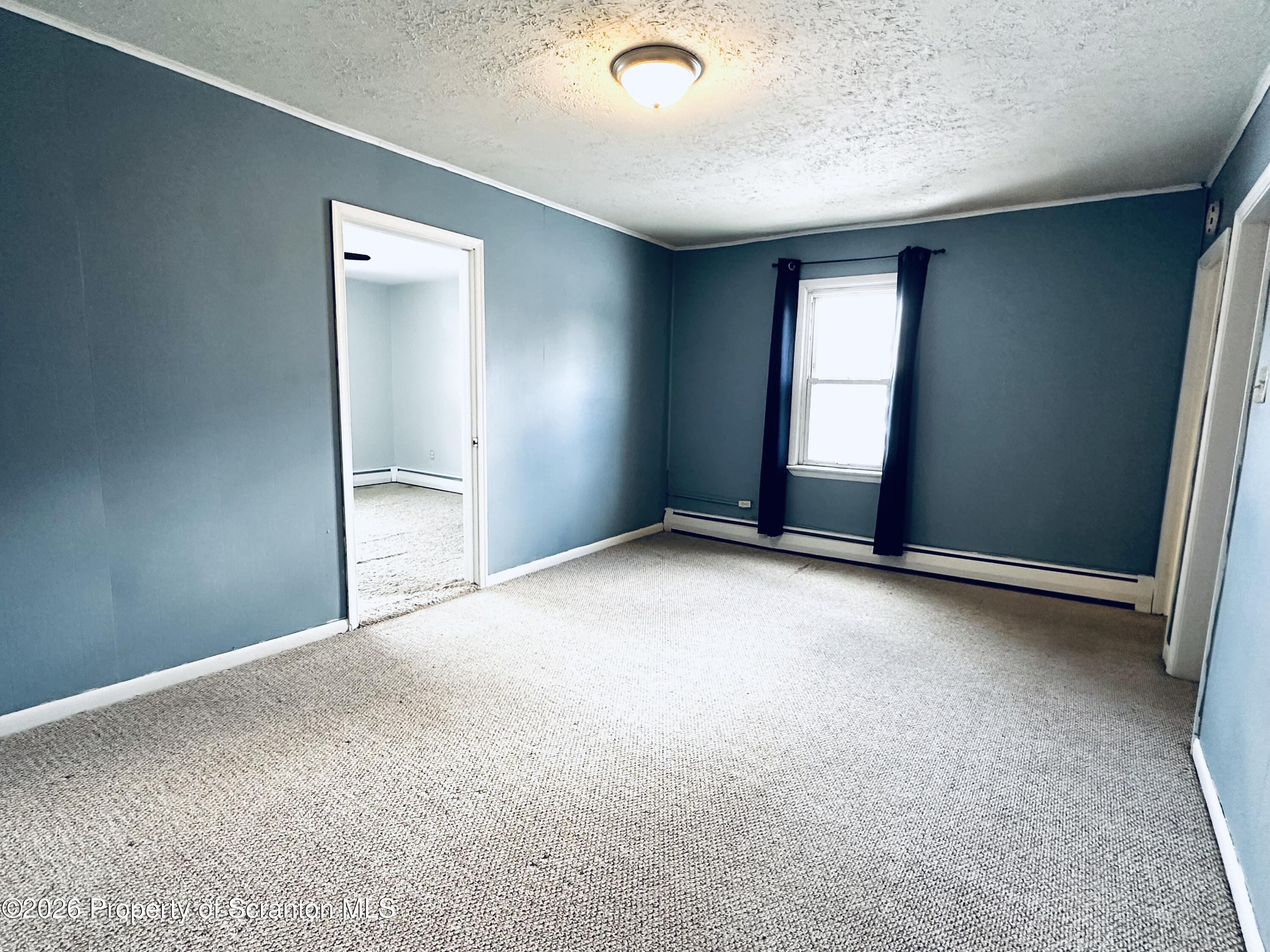 615 Delaware Street Mayfield, PA 18433 - Photo 19 of 29 2nd Floor Middle Room