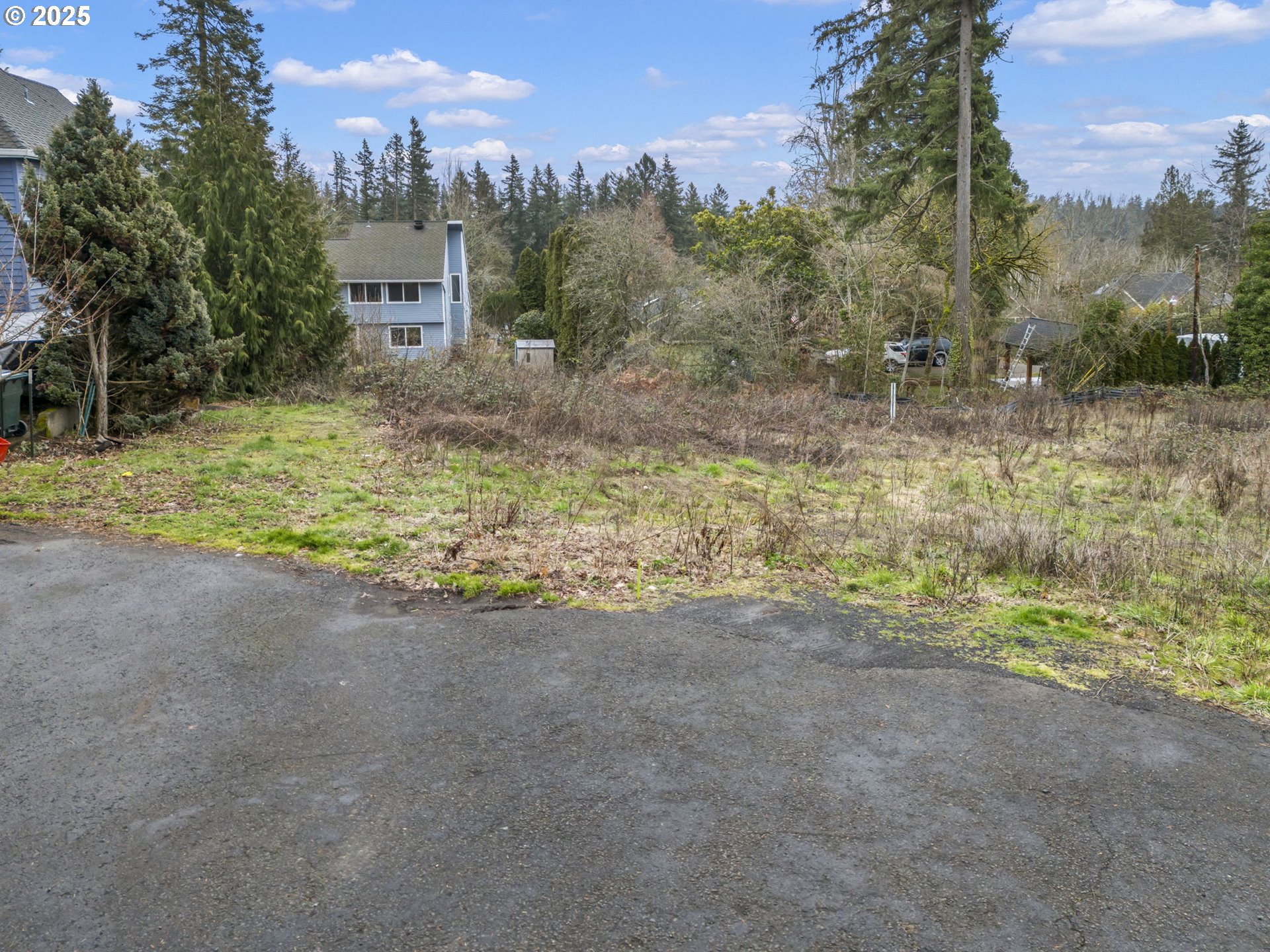 10216 Northwest Lee Street Portland, OR 97229 - Photo 3 of 10