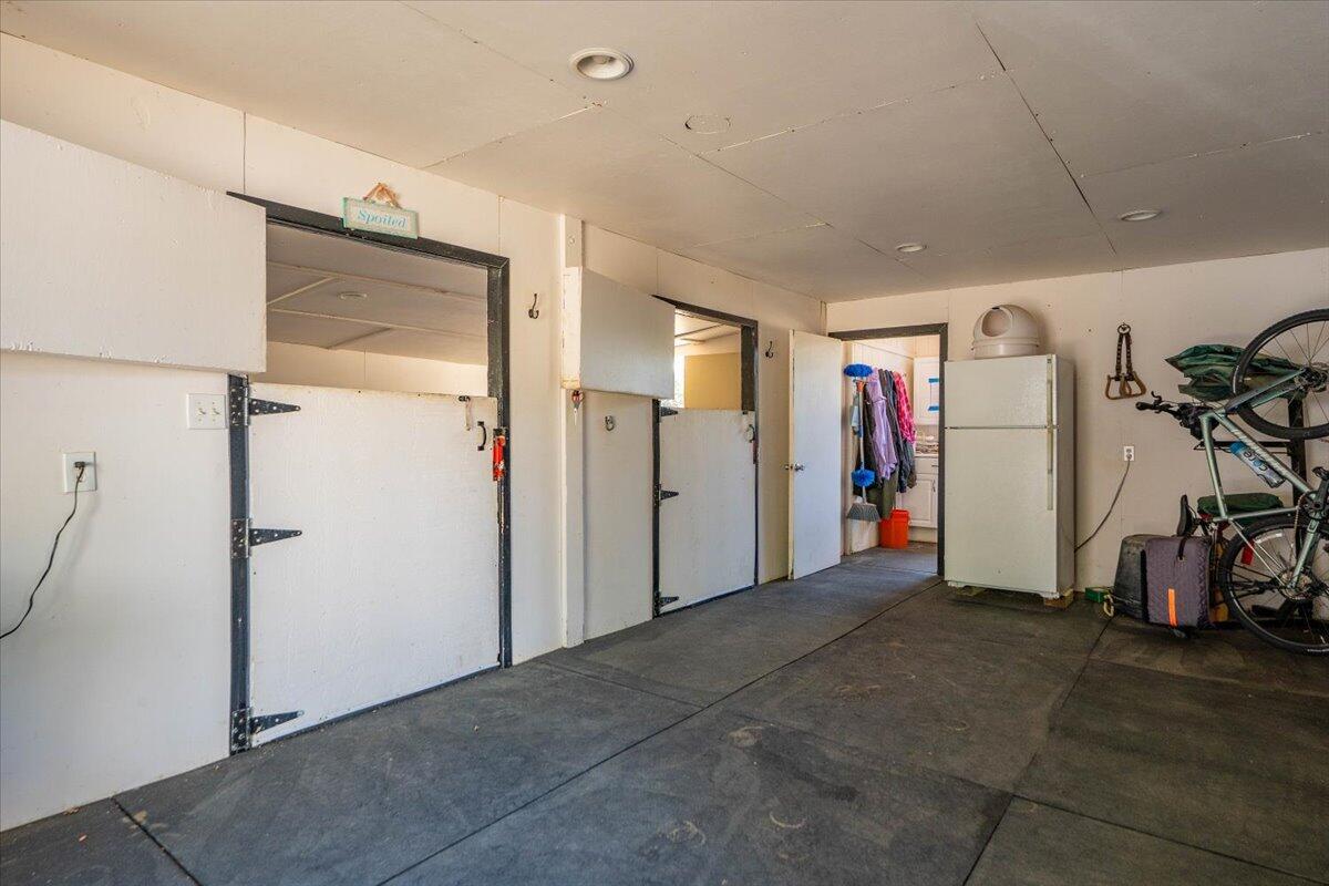 5521 Churn Crk Road Redding, CA 96002 - Photo 110 of 154 a view of an empty room