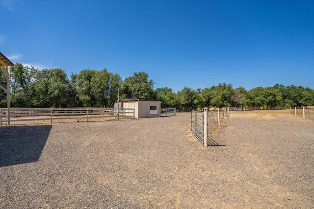 $1,595,000 | 5521 Churn Crk Road, Redding, CA 96002