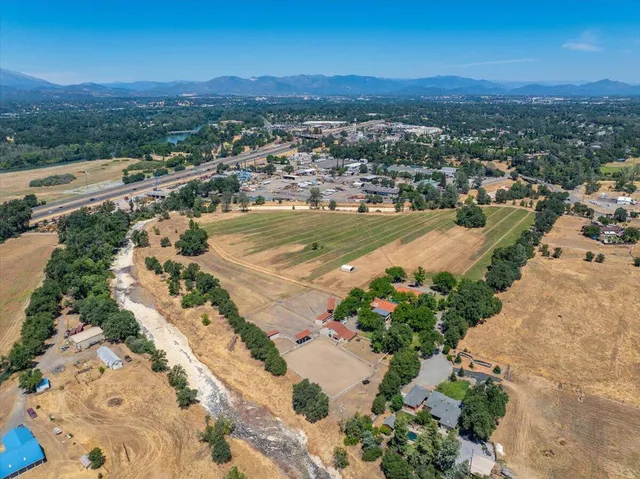 $1,595,000 | 5521 Churn Crk Road, Redding, CA 96002