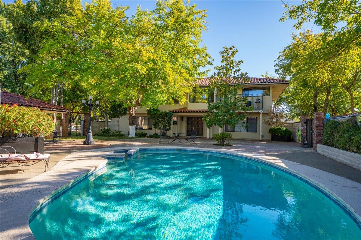 5521 Churn Crk Road Redding, CA 96002 - Photo 3 of 154 3