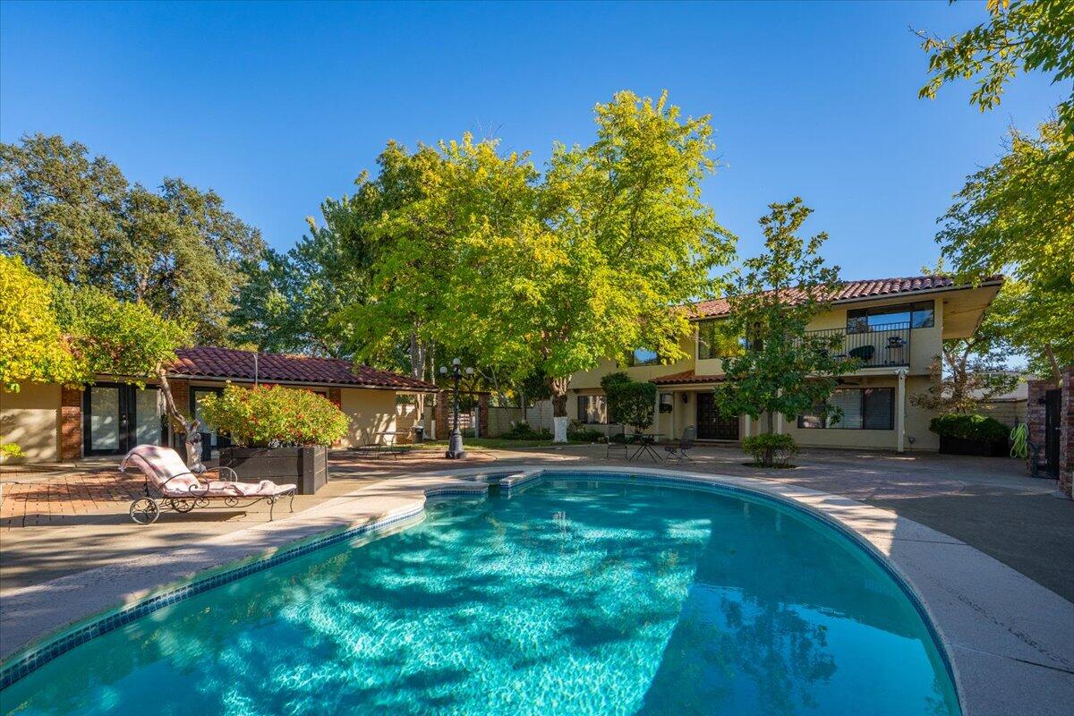 5521 Churn Crk Road Redding, CA 96002 - Photo 63 of 154 16b1