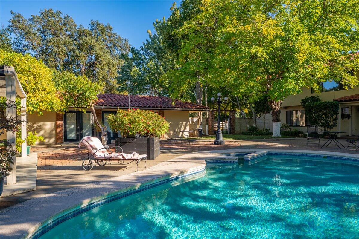 5521 Churn Crk Road Redding, CA 96002 - Photo 68 of 154 16g