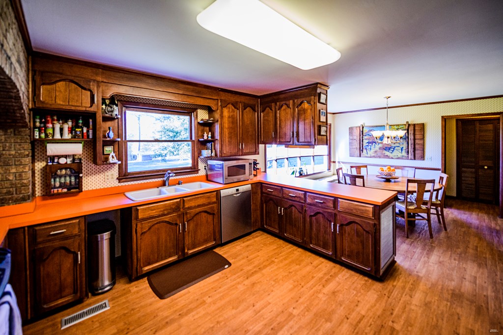 2833 Omussee Road Dothan, AL 36303 - Photo 15 of 51 Kitchen