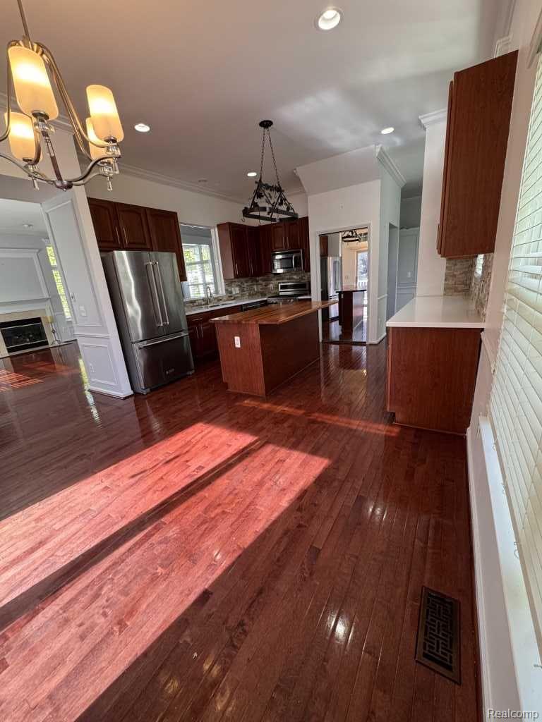 124 Champlain Boulevard Howell, MI 48843 - Photo 10 of 31 124-Champlain-Blvd-10.jpg