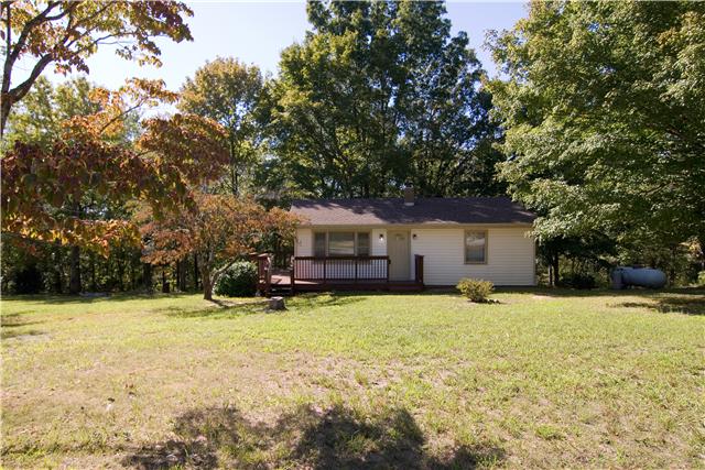 4480 Akin Road Cunningham, TN 37052 - Photo 4 of 20