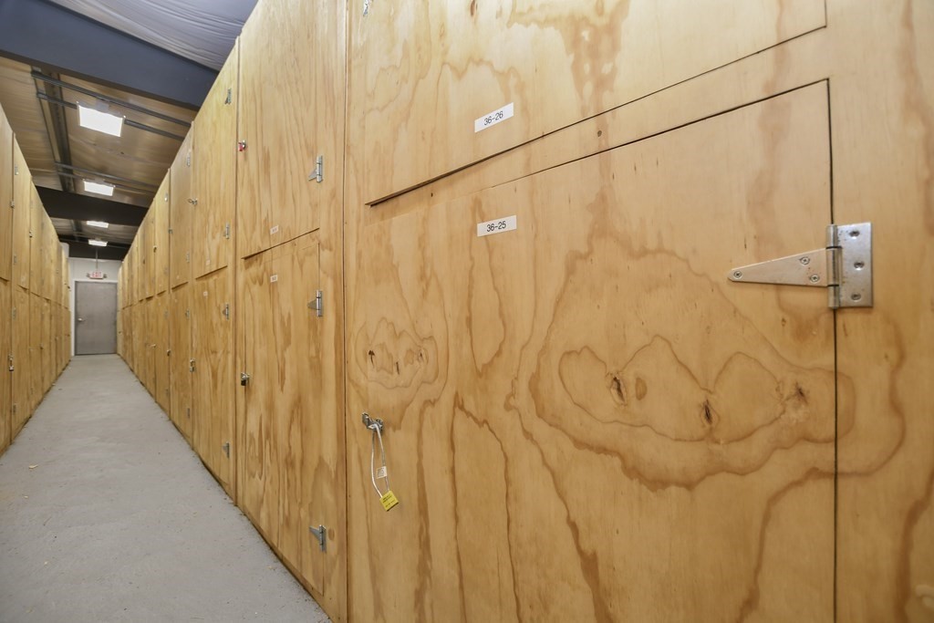 36 Main Street, Unit 26 North Reading, MA 01864 - Photo 15 of 19 a view of a bathroom