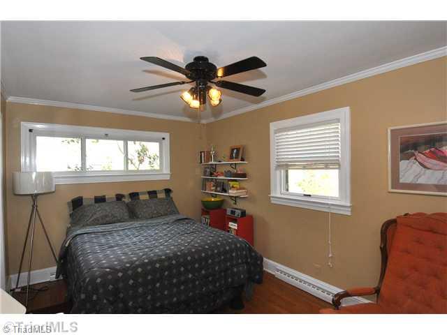812 Chester Road Winston-Salem, NC 27104 - Photo 8 of 16 2nd Bedroom.