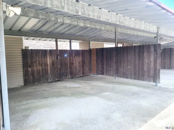 $135,000 | 6212 Stumberg Lane, Unit 202, Baton Rouge, LA 70816