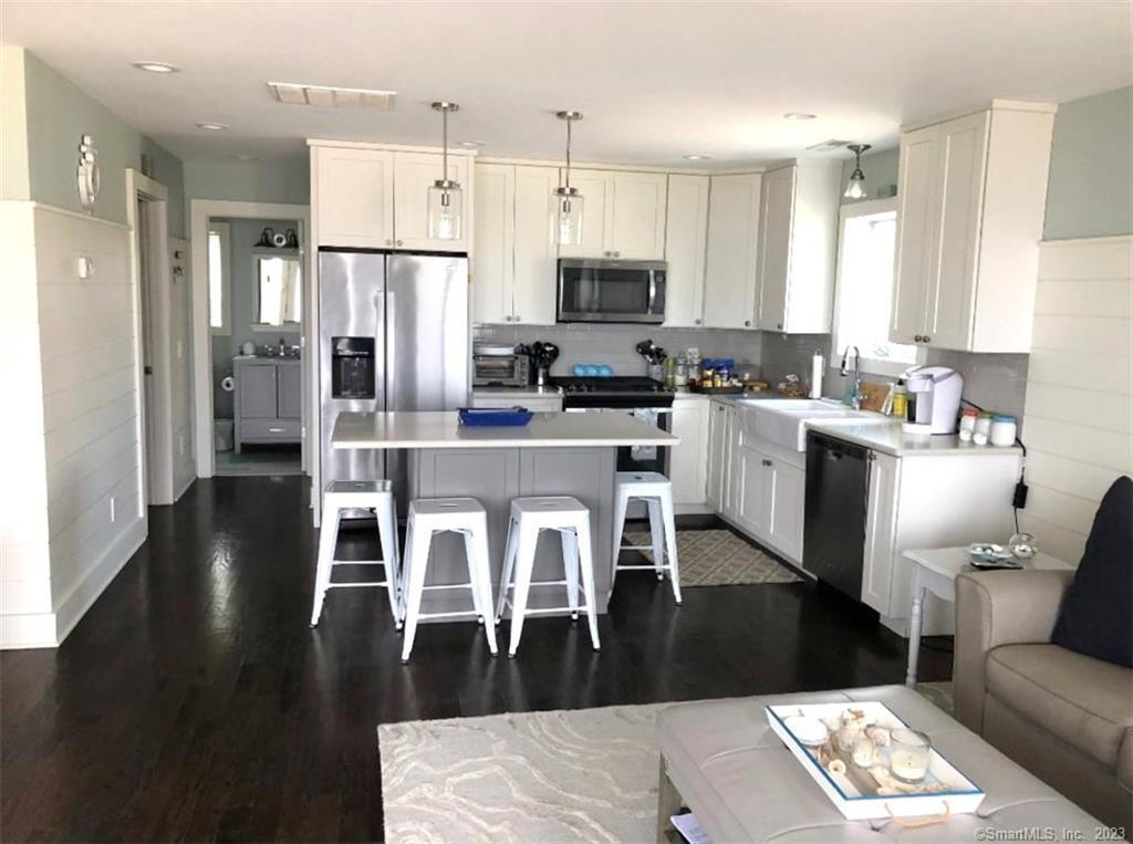 1001 Fairfield Beach Road Fairfield, CT 06824 - Photo 3 of 16