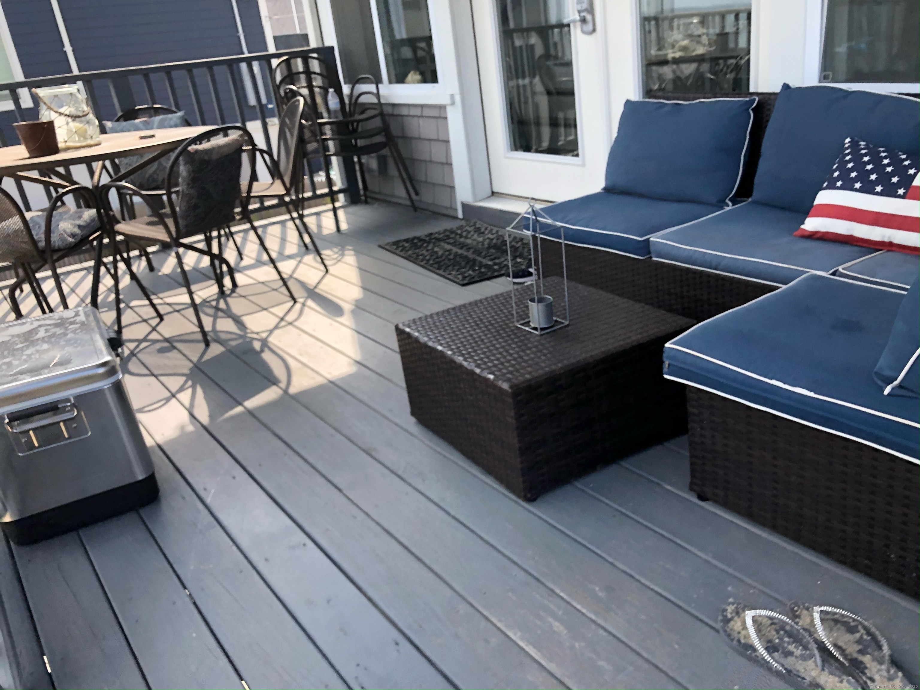 1001 Fairfield Beach Road Fairfield, CT 06824 - Photo 5 of 16