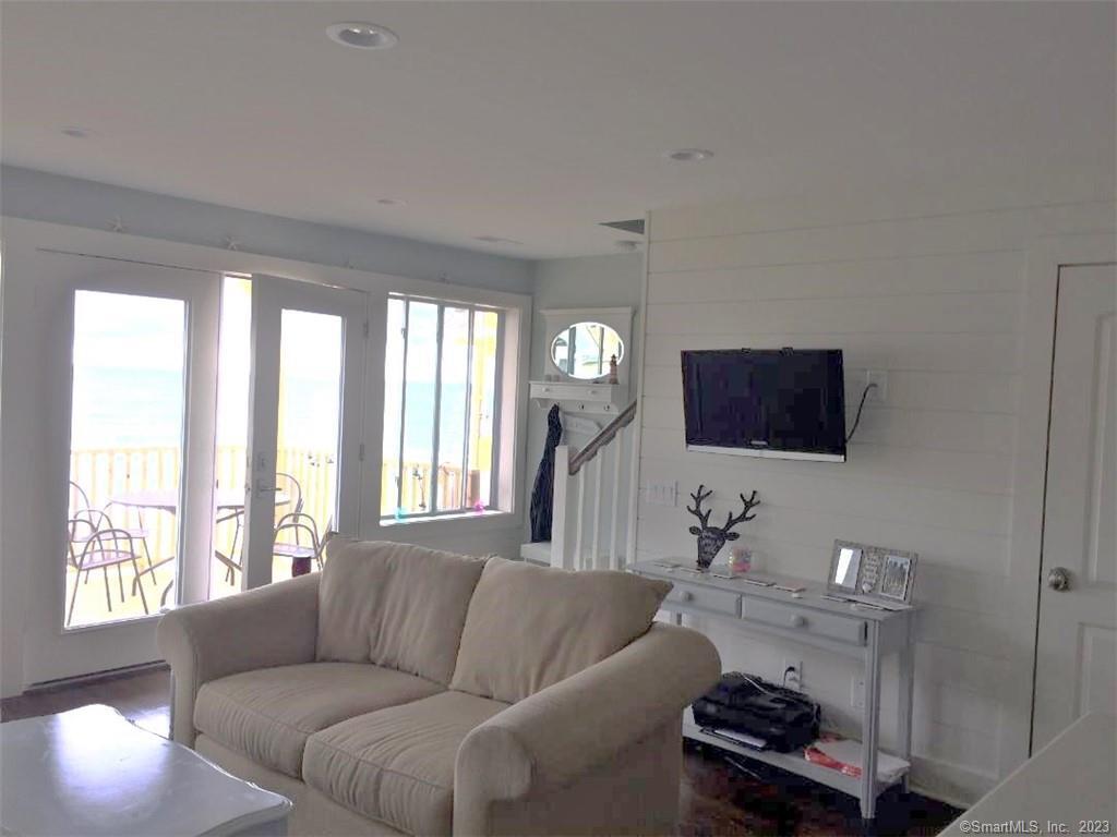 1001 Fairfield Beach Road Fairfield, CT 06824 - Photo 6 of 16