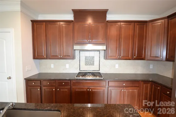 $2,550 | 21330 Old Canal Street, Cornelius, NC 28031