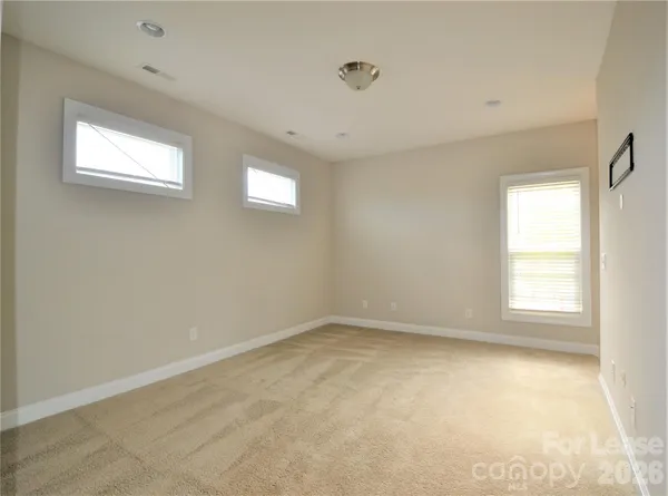 $2,550 | 21330 Old Canal Street, Cornelius, NC 28031