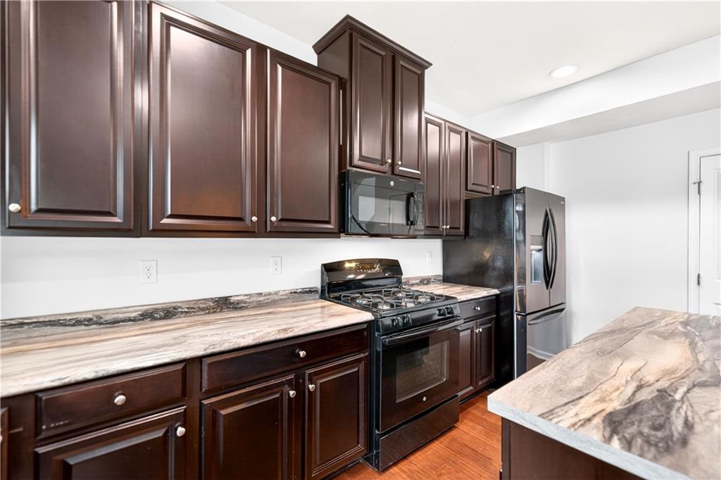 312 Maple Ridge Drive Canonsburg, PA 15317 - Photo 13 of 41 Fully equipped...