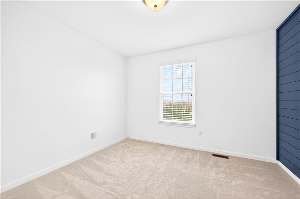 312 Maple Ridge Drive Canonsburg, PA 15317 - Photo 30 of 41 Good natural light...