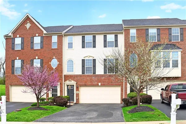 $339,950 | 312 Maple Ridge Drive, Canonsburg, PA 15317