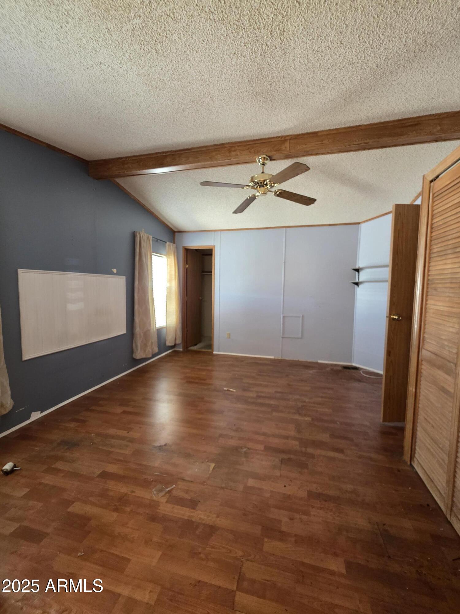 2233 East Behrend Drive, Unit 92 Phoenix, AZ 85024 - Photo 11 of 31 20250923_113705