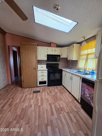 $25,000 | 2233 East Behrend Drive, Unit 92, Phoenix, AZ 85024