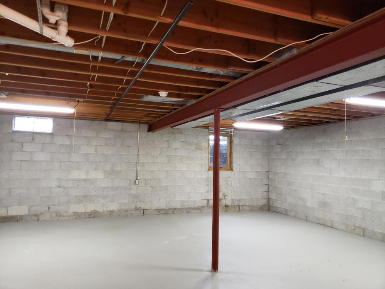 908 Van Eyck Street Muskegon, MI 49442 - Photo 10 of 15 thumbnail_20190829_171506