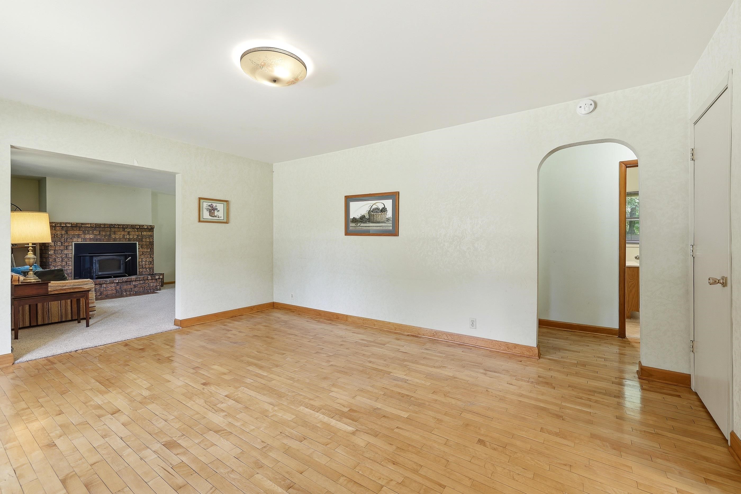 308 Walker Street Stevens Point, WI 54481 - Photo 7 of 39