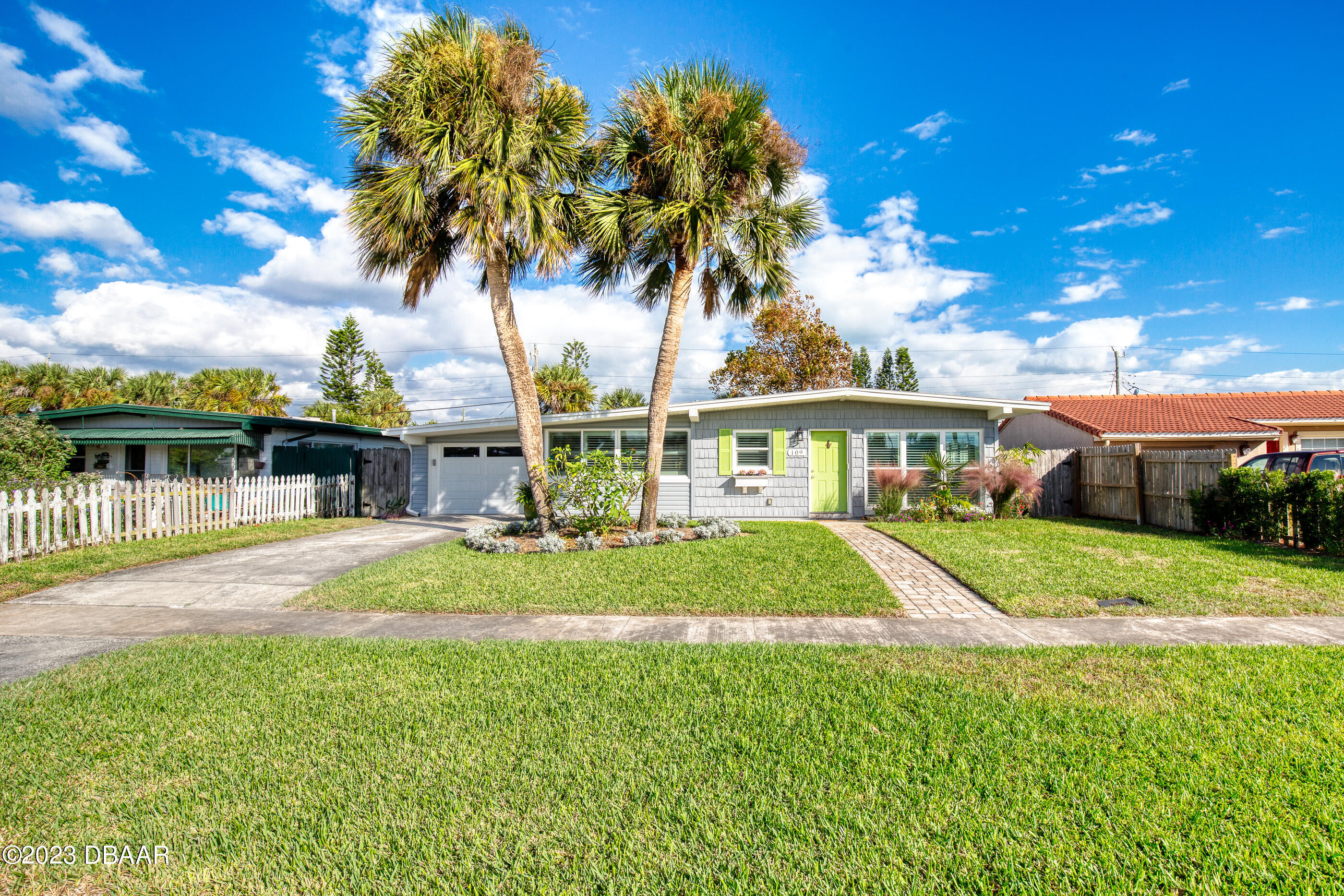109 Longwood Drive Ormond Beach, FL 32176 - Photo 7 of 70 109LongwoodDrive-1