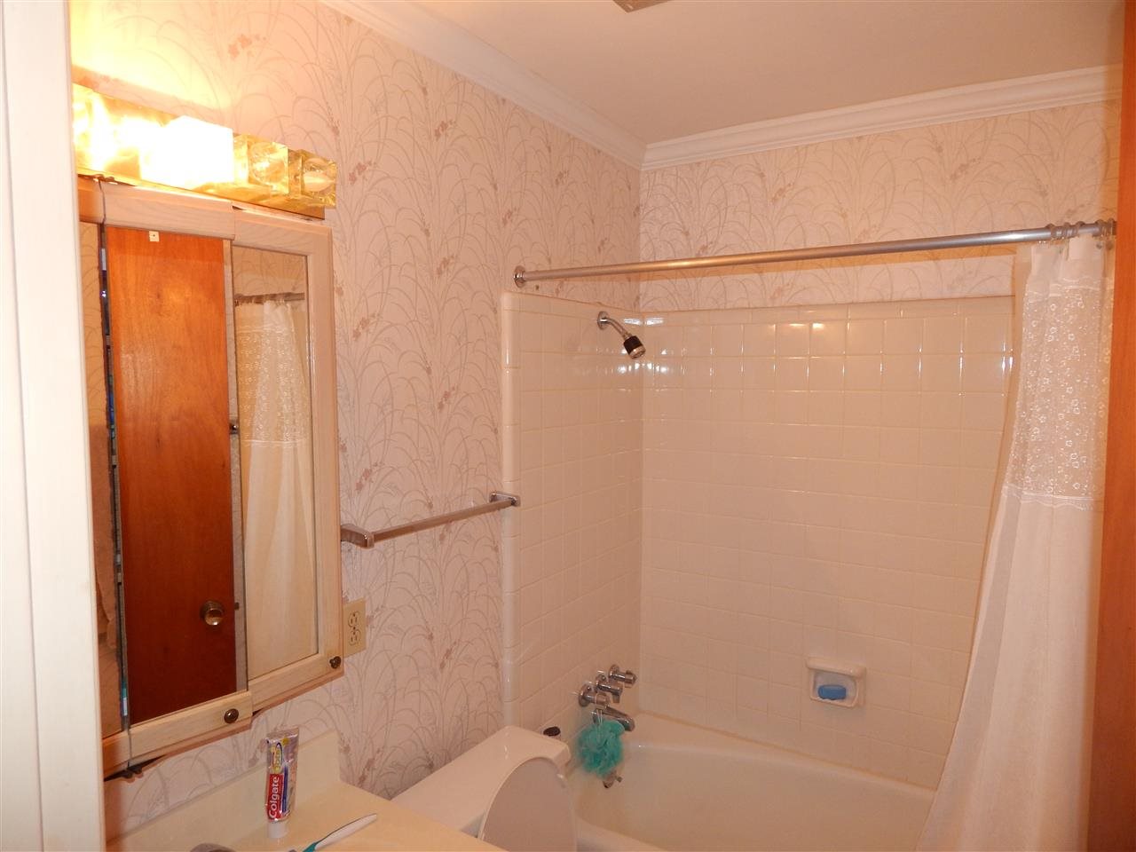 1900 Raa Avenue, Unit 7 Tallahassee, FL 32303 - Photo 4 of 16 Gallery Image 4