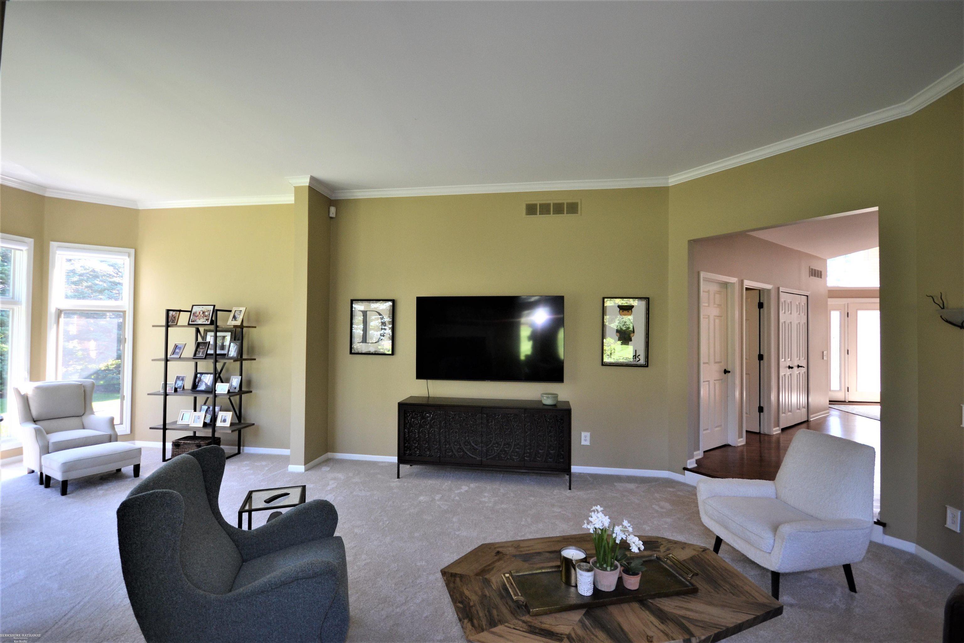 1813 Fox Run Rochester Hills, MI 48306 - Photo 33 of 68