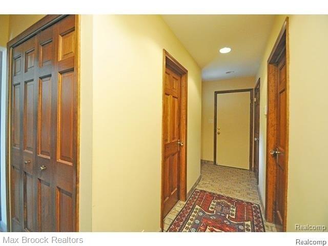 36601 Howard Road Farmington, MI 48331 - Photo 30 of 38 GetMedia-27.ashx