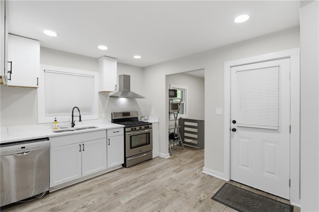 5948 James Road Austell, GA 30168 - Photo 15 of 37