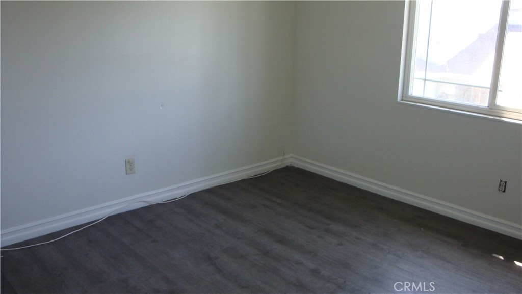 31 Paradise Carson, CA 90745 - Photo 17 of 29