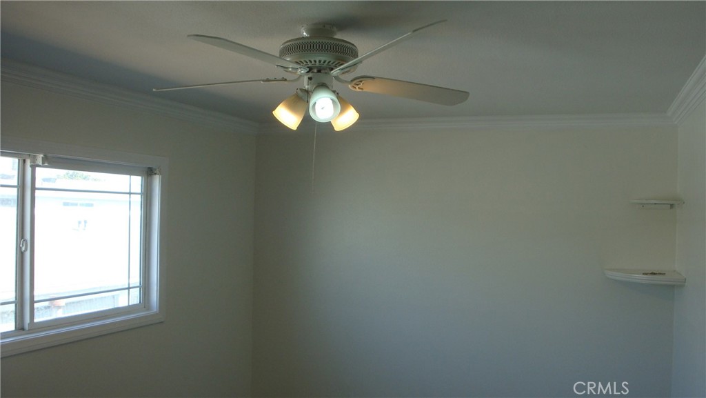 31 Paradise Carson, CA 90745 - Photo 21 of 29