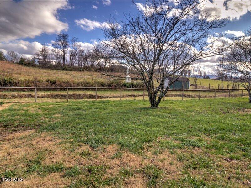 680 Mayberry Road Jonesborough, TN 37659 - Photo 13 of 56 050-680_Mayberry-97