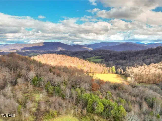 $529,900 | 680 Mayberry Road, Jonesborough, TN 37659