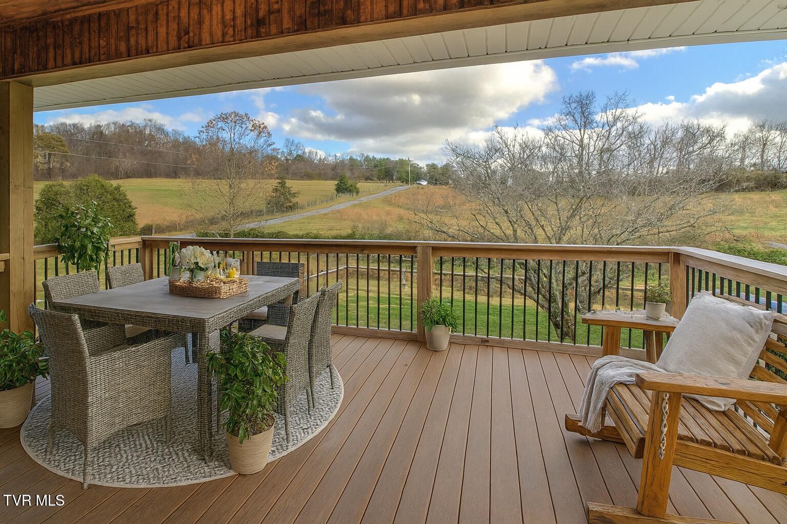 680 Mayberry Road Jonesborough, TN 37659 - Photo 21 of 47 Digitally stage a sp deck
