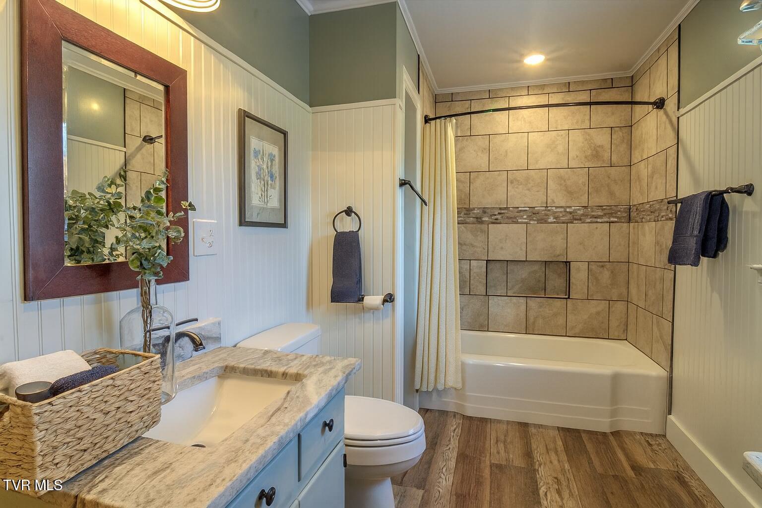680 Mayberry Road Jonesborough, TN 37659 - Photo 25 of 47 Virtually stage the bath 2